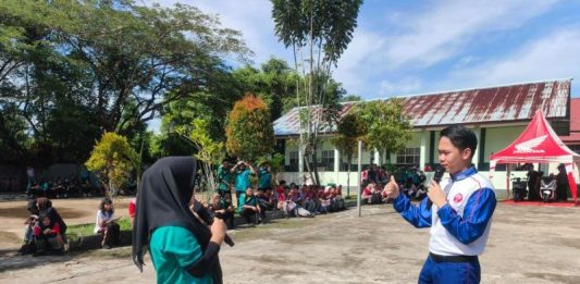 Asmo Kalbar Tingkatkan Kesadaran Berlalu Lintas di SMK 7 Pontianak