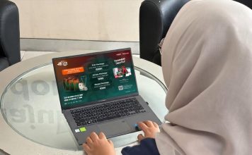 Telkomsel Ajak Warga Pontianak Lari Sambil Melakukan Aksi Plogging dan Tanam Pohon Lewat Program HARRIS SIMPATI Fun Run 2026