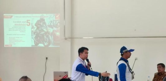 Asmo Kalbar Sebarkan Kampanye SR di Kantor Camat Sungai Kakap