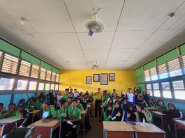 Asmo Kalbar Edukasi SR dan Tanamkan Budaya #Cari_aman di SMPN 1 Sungai Kakap