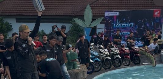 Ajak Komunitas Motor Honda, Asmo Kalbar Gelar Vario Street Nation