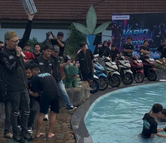 Ajak Komunitas Motor Honda, Asmo Kalbar Gelar Vario Street Nation
