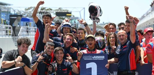 Pebalap Binaan Astra Honda Cetak Sejarah Terkencang di Estoril