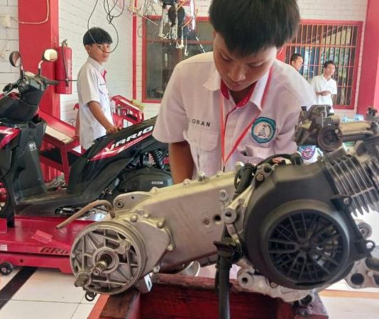 Astra Motor Kalbar Dukung Pelaksanaan Ujian Kompetensi Keahlian di Sekolah Vokasi
