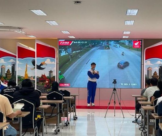 Perkuat #Cari_aman, Asmo Kalbar Gelar Refreshment SR untuk Seluruh Jaringan Honda