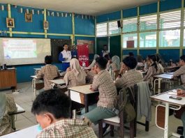 Astra Motor Kalbar Gelar Edukasi SR, #Cari_aman di SMAN 5 Pontianak