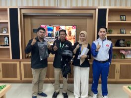 Via Radio, Astra Motor Kalbar Sampaikan Edukasi Keselamatan Berkendara
